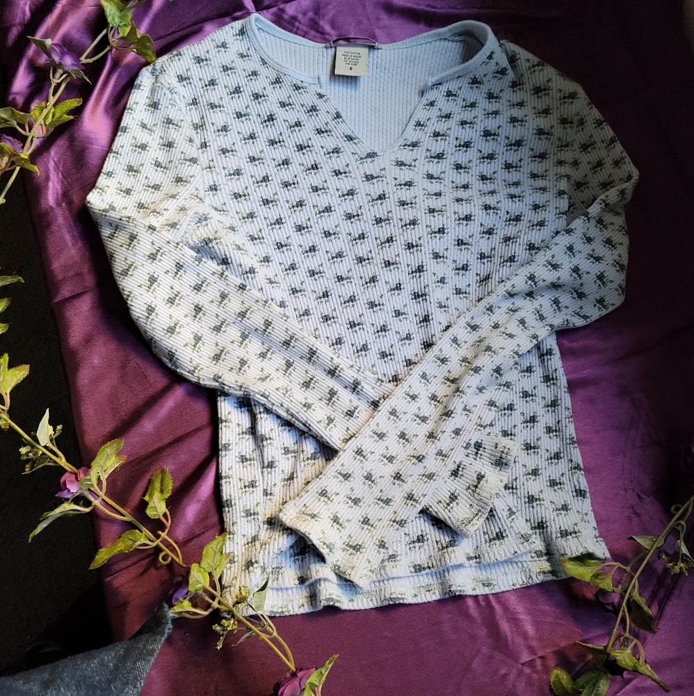 Small blue floral thermal shirt